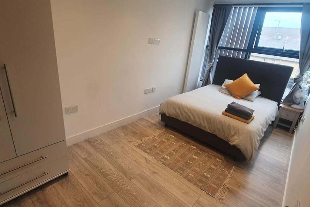 Brick Lane Living Quarters Apartment London Bagian luar foto